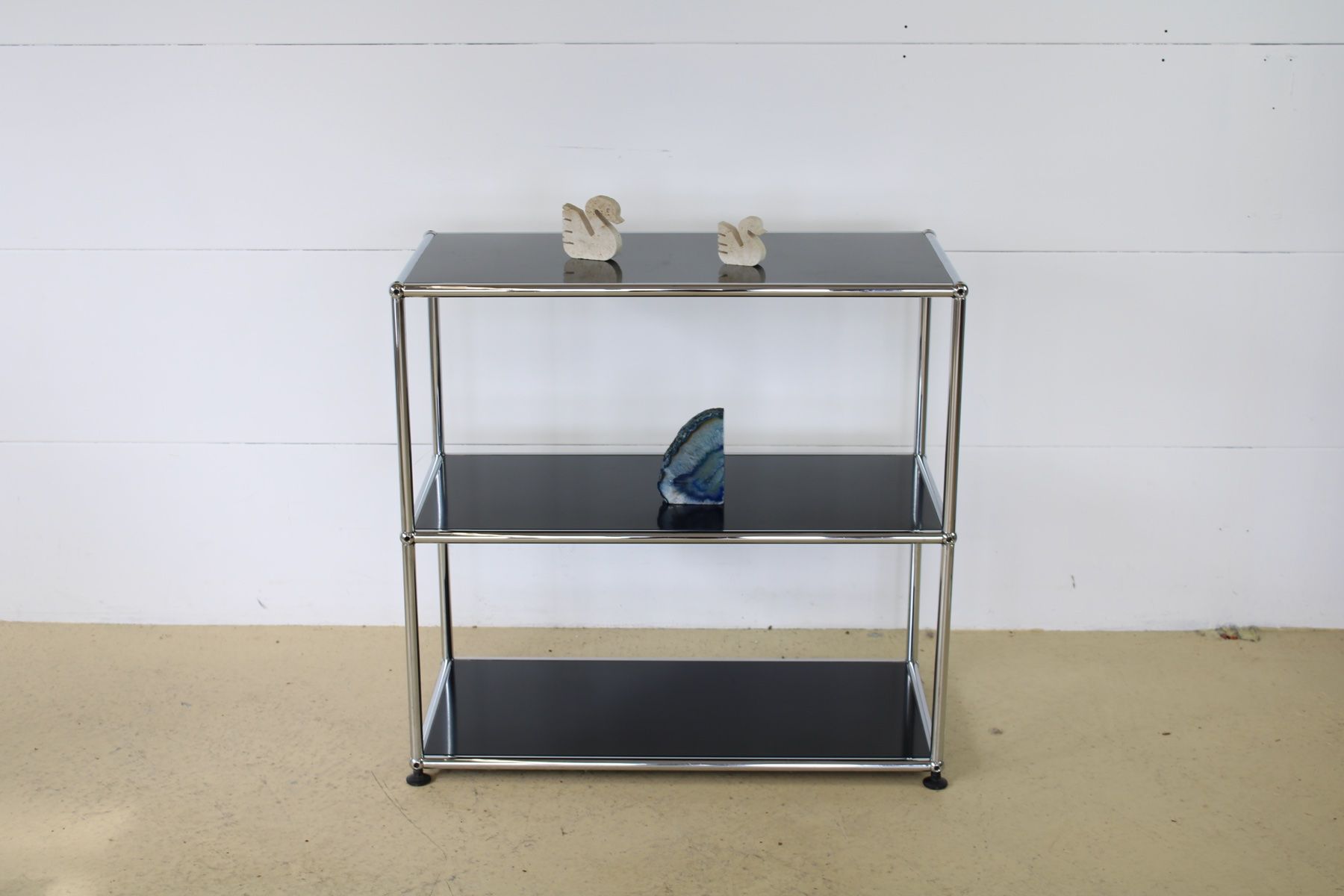 USM Cassettiere: USM Sideboard in Schwarz – Usato da Meinisberg venduto da atelier_TILIJA 2