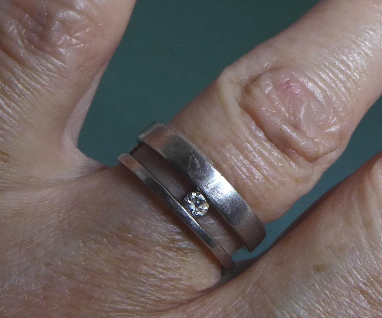 Anelli: Ring 925 Silber mit synthetischem Stein – Usato da Muri AG venduto da silvermouse007
