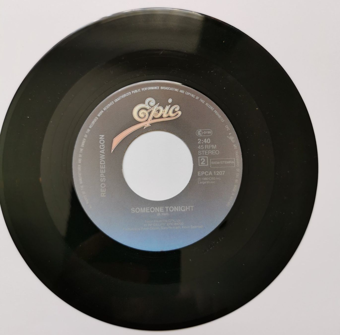 Dischi in vinile: REO Speedwagon - Take it on the run / Someone tonight – Usato da Birsfelden venduto da dsc_f8gx 3