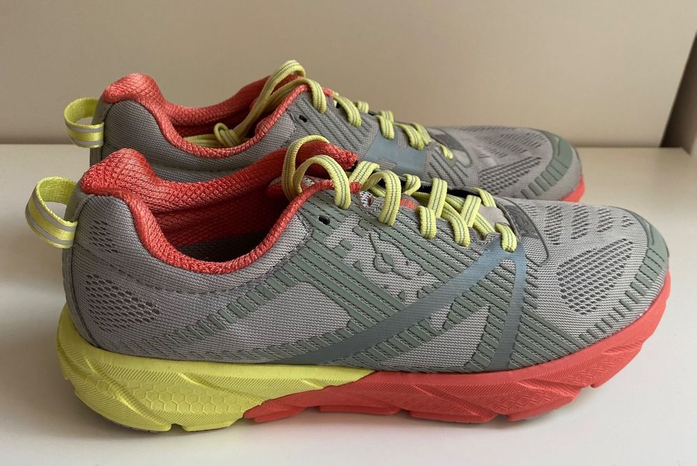 Hoka one outlet one tracer 3