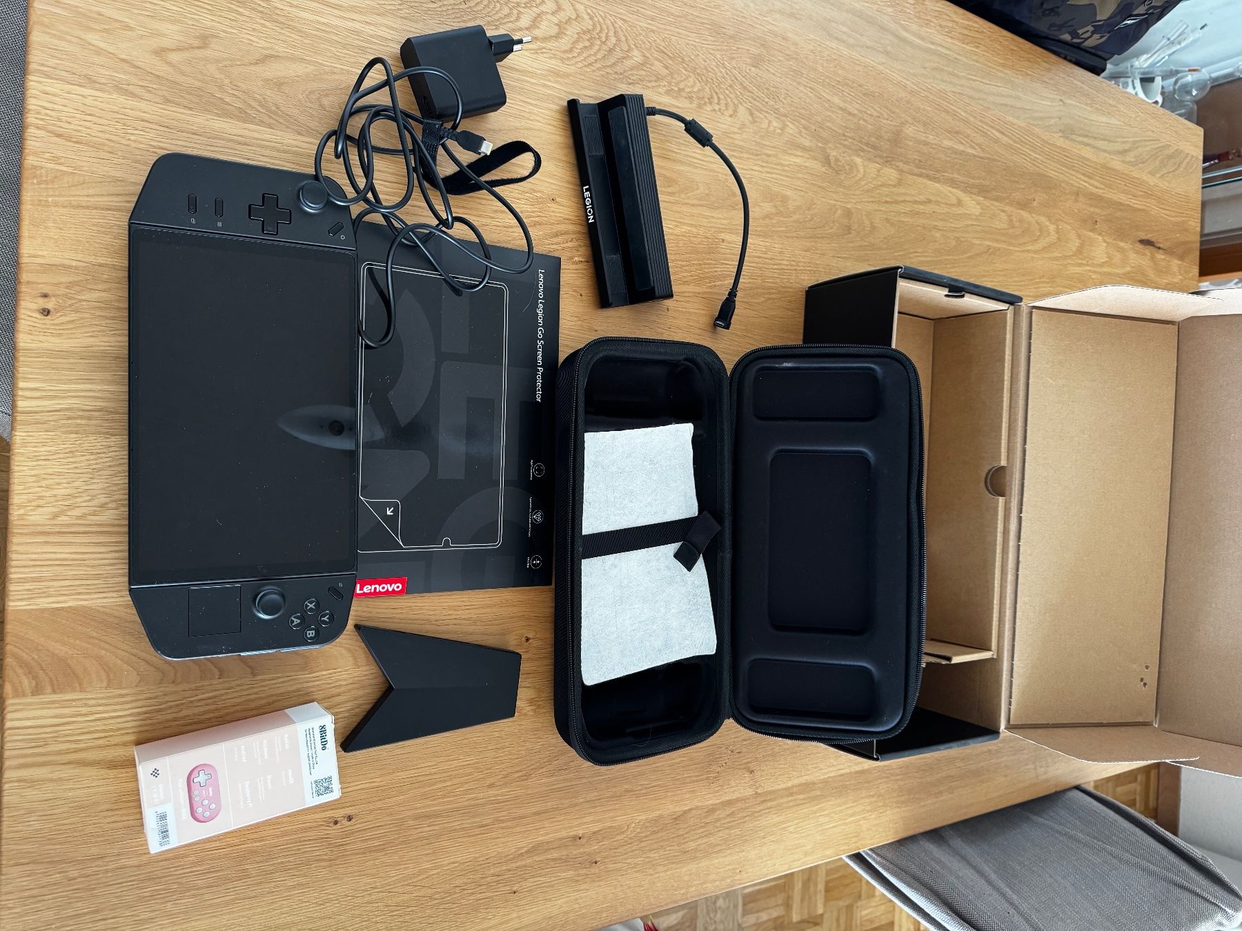 Lenovo Console: Lenovo Legion Go 1 Tb avec docking station – Usato da Neuchâtel venduto da compadri 1