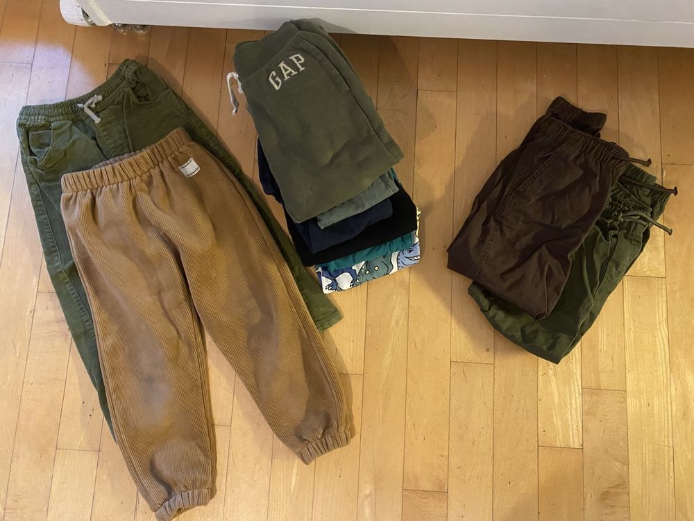 Ensembles coordonnés: Kleiderpaket für 4-5 jährige Jungs – D'occasion à Kilchberg ZH par LunaMia 6