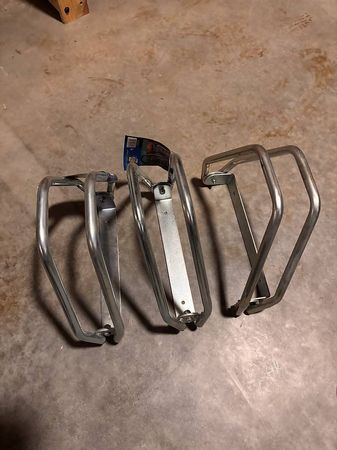 3 supports neufs pour vélo
