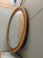 Wandspiegel mit Holzrahmen