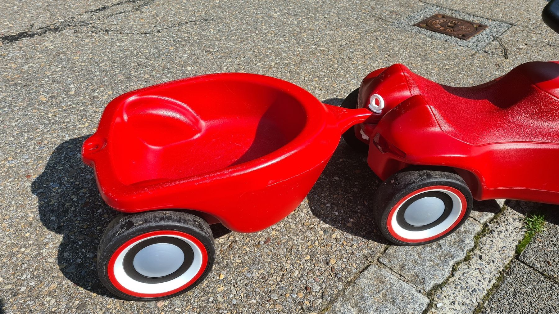 Big Fahrzeuge für Kinder: BIG Bobby Car mit Anhänger – Gebraucht aus Wald ZH von Imlac 2