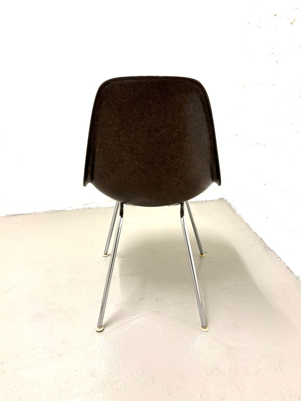 Eames Stühle: Eames Stuhl braun von Vitra / Miller – Gebraucht aus Zürich von Bob221 2