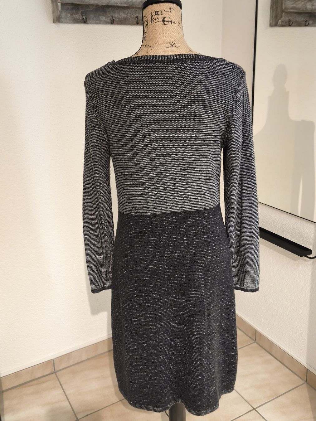 Cecil Kleider: Strick Kleid Gr.S von CECIL – Neu (gemäss Beschreibung) aus Emmetten von SecondhandSiska 2