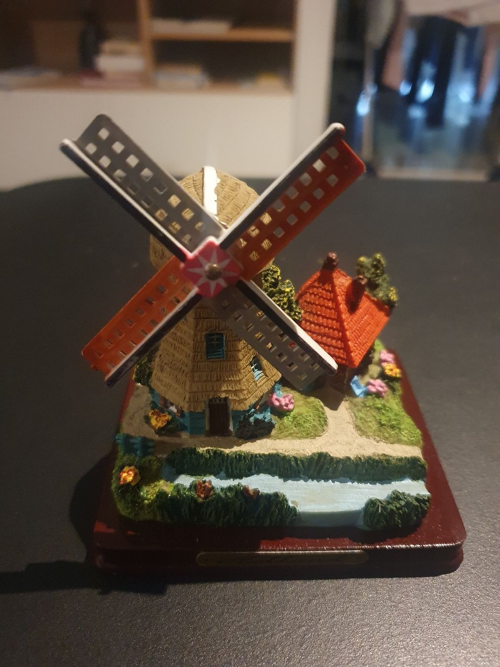 Alle Dekorationen: Windmühle Miniatur (Holland) – Gebraucht aus Moosseedorf von Sonnenschein.. 1