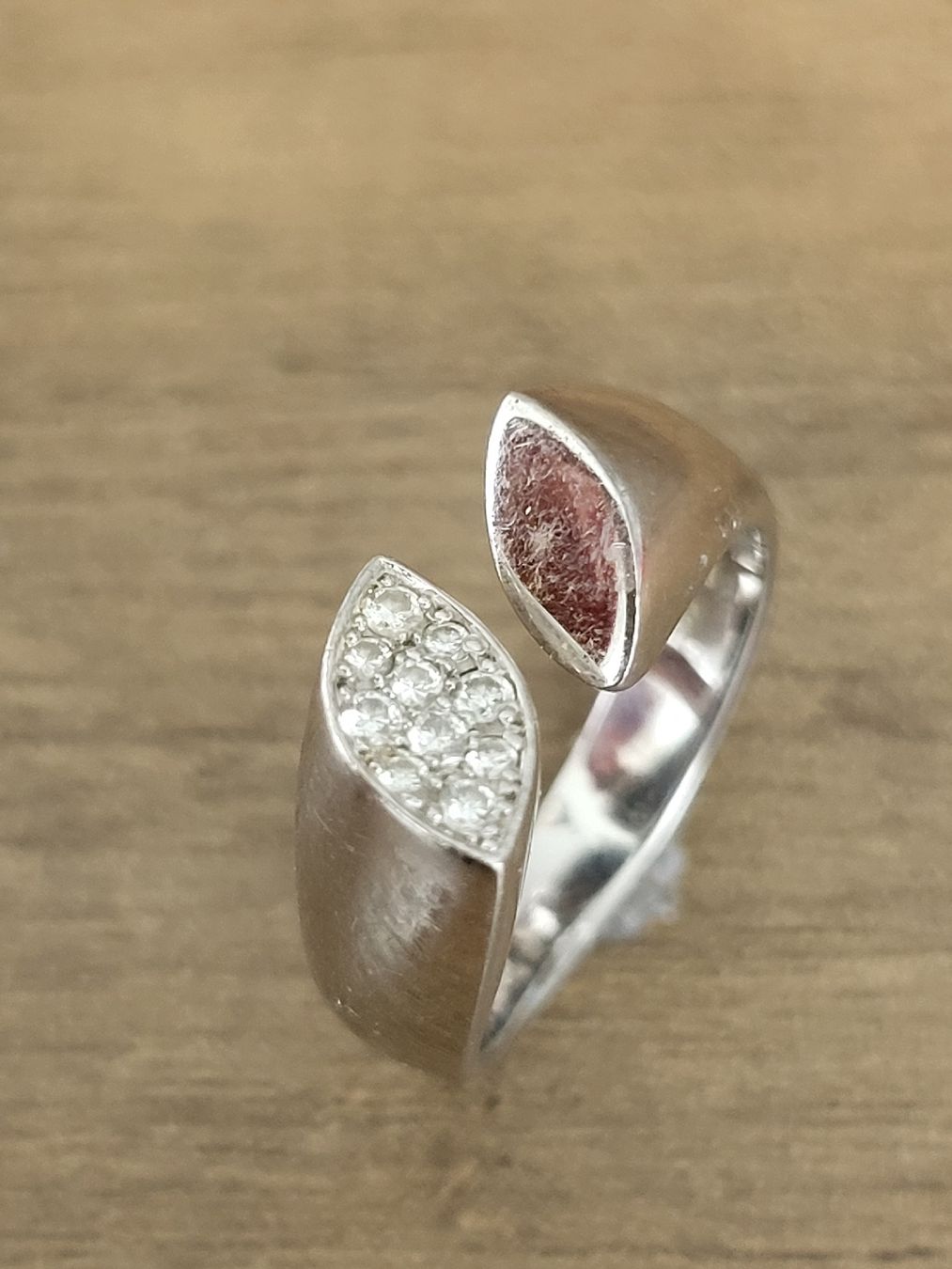Anelli: Wunderschöner weissgold Ring mit 10 Brillanten  – Nuovo (secondo la descrizione) da Unterägeri venduto da Altgoldschmuck 4