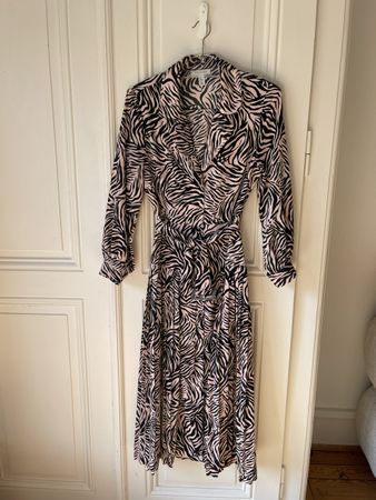 Topshop Zebra Print Midi Dress - Size UK 10 - Belted! 49