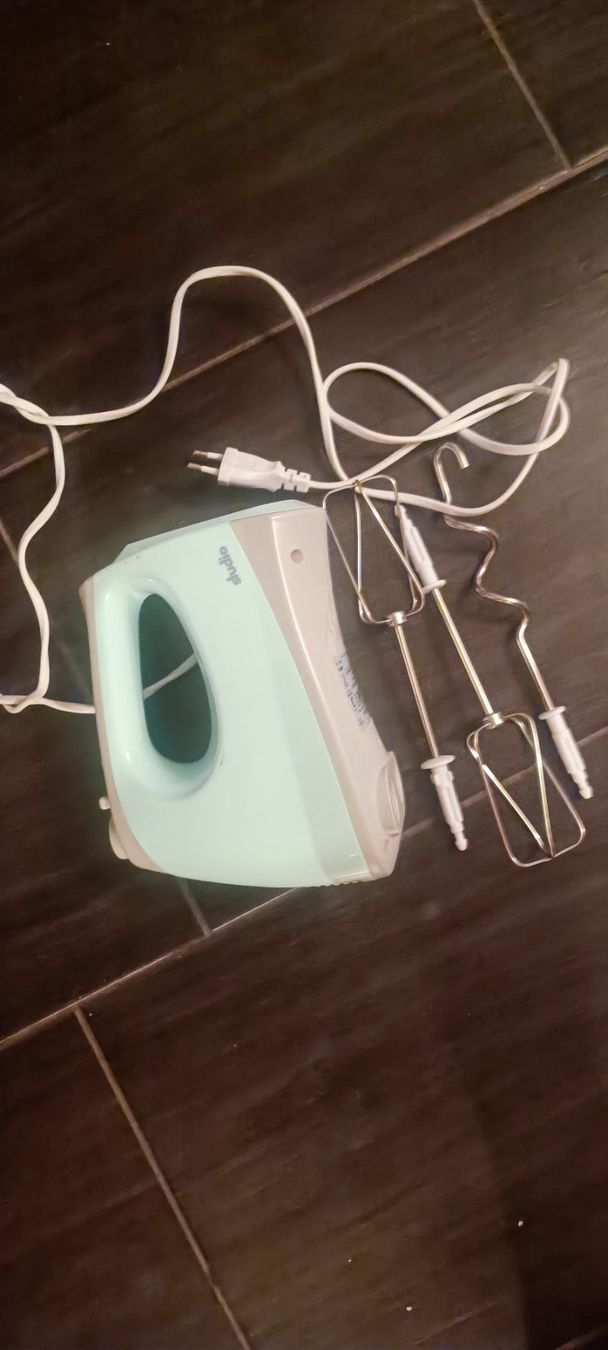 Küchengeräte: Handmixer – Gebraucht aus Bern von sv-trade