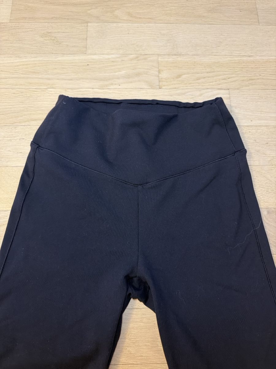 Oysho Leggings: Oysho Capri Leggins, Schwarz, Gr. M – Nuovo (secondo la descrizione) da Effretikon venduto da MaisonNade 2