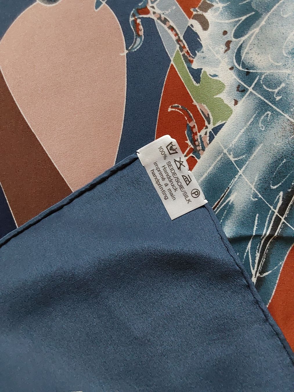 Foulards & écharpes: Erni Hans. Foulard 87x90cm. – D'occasion à Steinach par Chilli1957 3