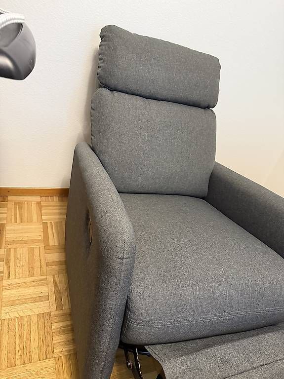 Poltrone: Komfortabler Relaxsessel Grau | Verstellbar – Usato da Glattbrugg venduto da mir_vx2c 1
