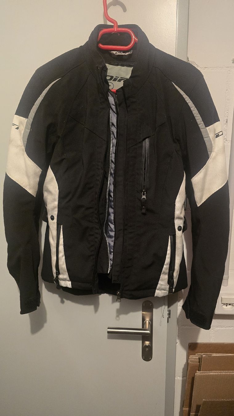 Vestes: Motorradjacke vo Difi – D'occasion à Rupperswil par Bella_