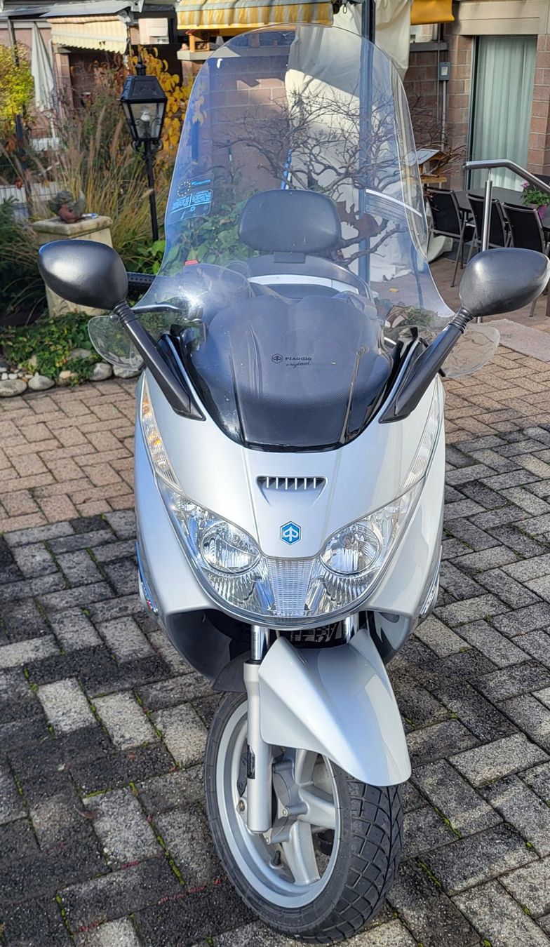 Piaggio Strasse: Roller Piaggio X8 250 ie – Gebraucht aus Baden von yabejo2006 2