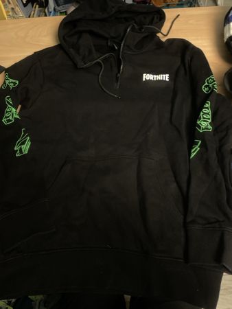 Fortnite Hoodie H&M Gr. S Schwarz Top Zustand! Gamer