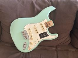 Fender Player II Stratocaster Gitarrenbody mit Zubehoer