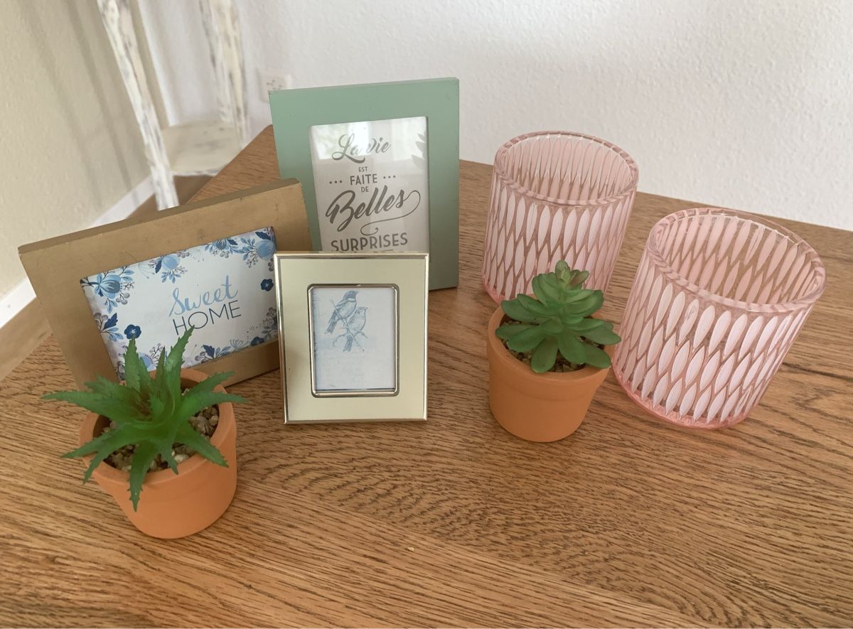 Tutte le decorazioni: Grosses Deko Set – Usato da Kradolf venduto da AlexiaEugster