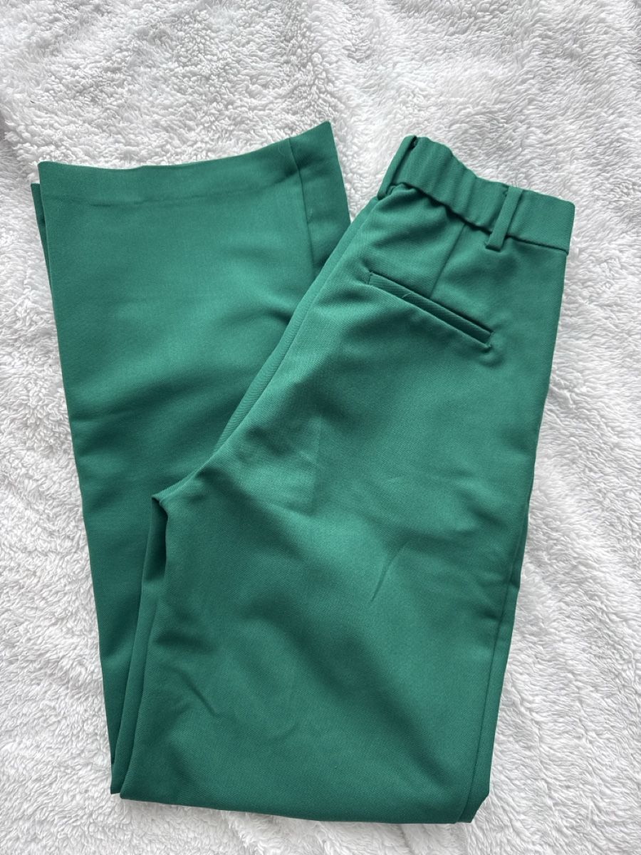 H&M Anzüge & Kostüme: Ensemble tailleur vert H&M taille S - Chic et tendance – Neu (gemäss Beschreibung) aus Malleray von sam_9bkx 7
