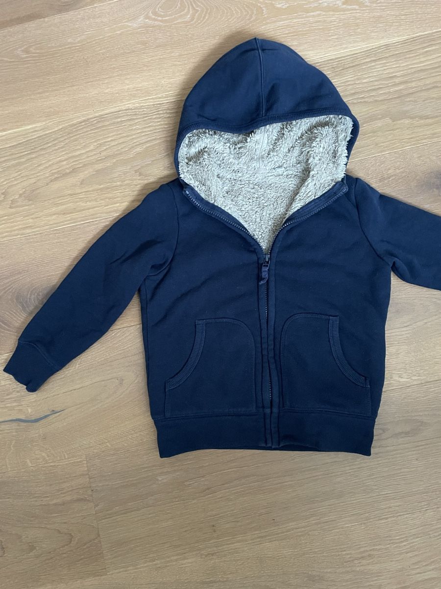 Jacken & Mäntel: Sweat Jacke mit Teddyfutter – Gebraucht aus Aarwangen von erd_ngx8
