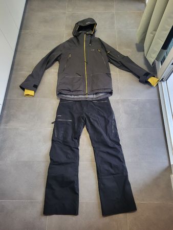 Combinaison de ski