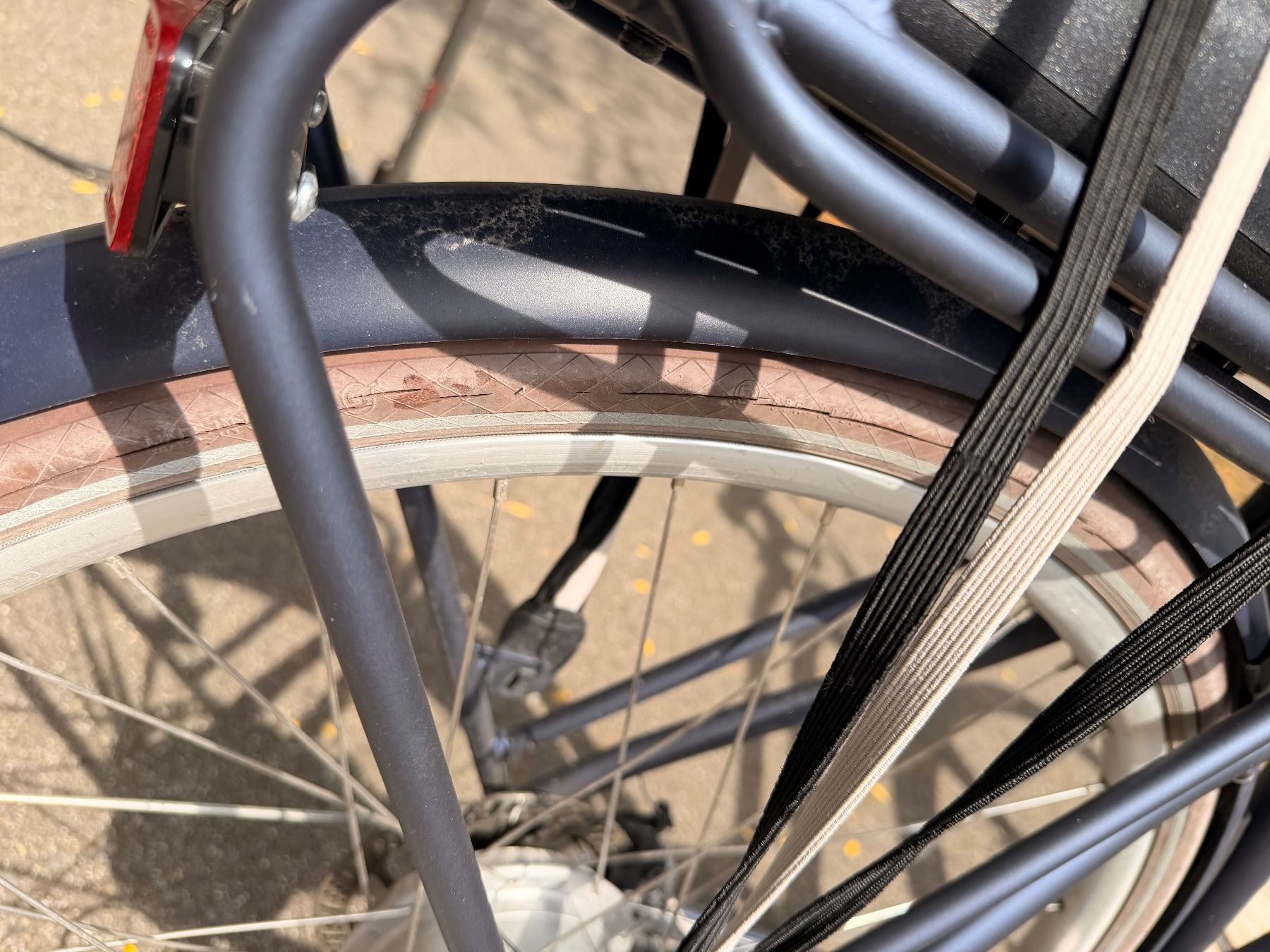 Decathlon Vélos: E-Bike ELOPS Ramengrösse L – D'occasion à Wallisellen par mar_wm95 3
