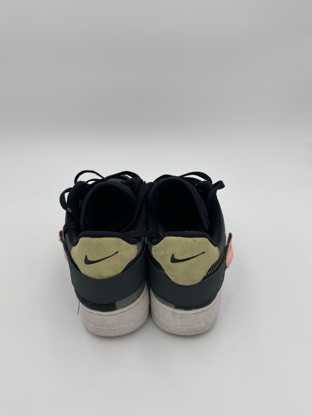Nike Herrenschuhe: Air Force 1 – Gebraucht aus Widnau von Streetclothing 2