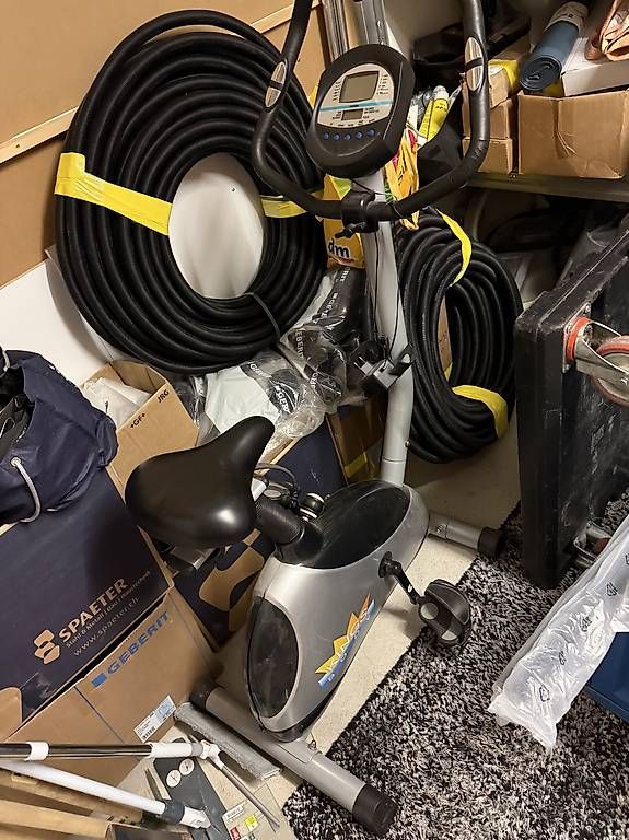 Hometrainer: Indoor-Fahrrad  – Usato da Hinwil venduto da Ma_ma_1921