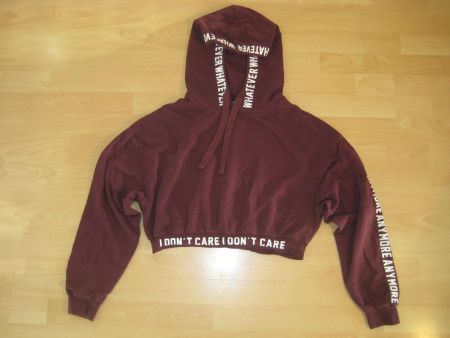 Weinroter Crap-Pullover Gr. M