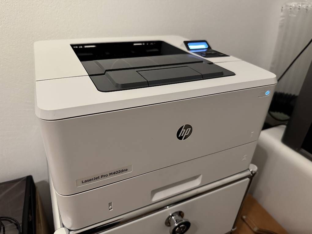 Hewlett Packard Stampanti: HP Laserjet Pro M402dne – Usato da Tuggen venduto da Teoma