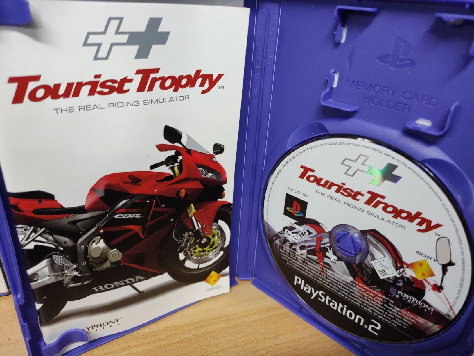 Sony Spiele: Tourist Trophy PS2 - Simulation Moto Réaliste! – Gebraucht aus fribourg von GameSpot 2