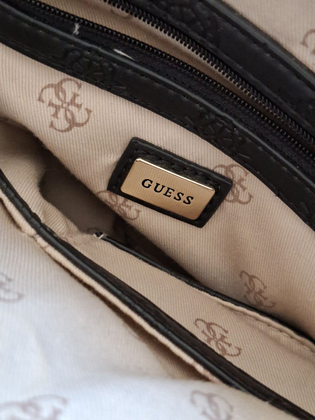 Guess Borse da donna: Sac à main GUESS – Usato da Renens VD venduto da ser_j2fn 3