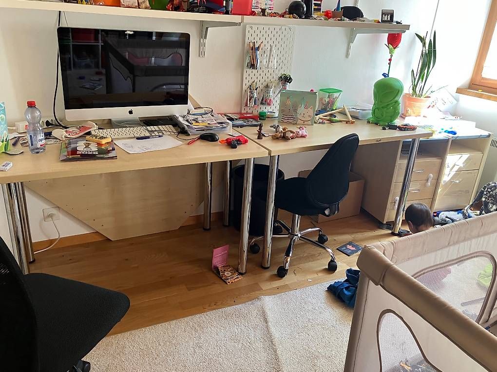 Bureaux: Stabile 2 Arbeitstisch mit 2 Rollcontainers – D'occasion à Simplon Dorf par fraueulalia