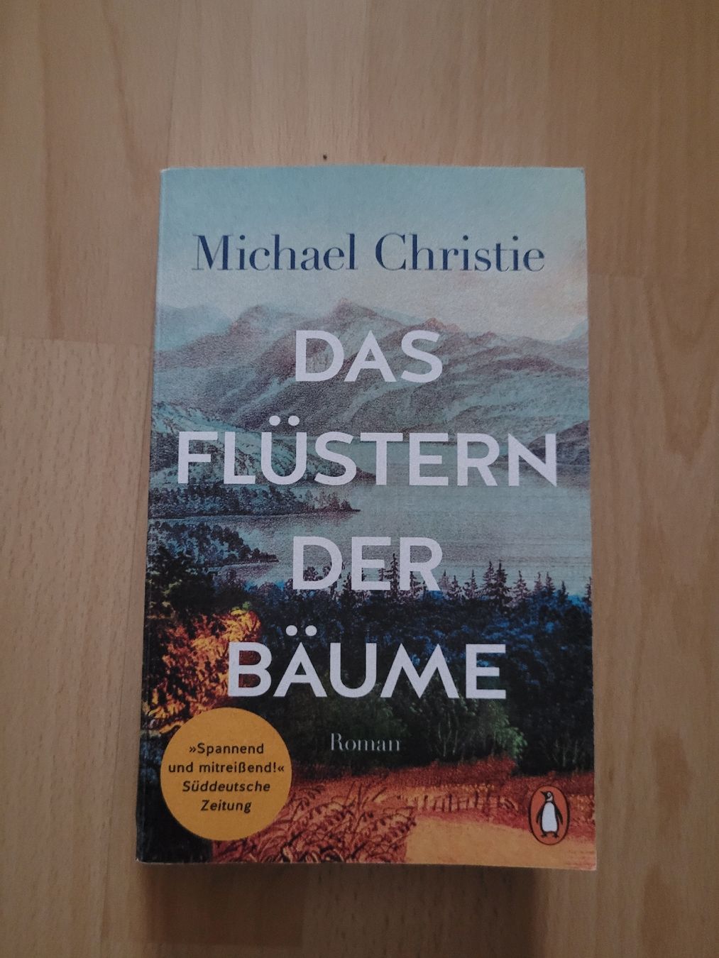 Libri: Spannender Roman: Das Flüstern der Bäume – Usato da Perlen venduto da Safari_23