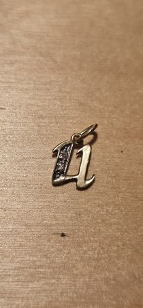 14 Karat Gold U Anhänger mit Diamanten