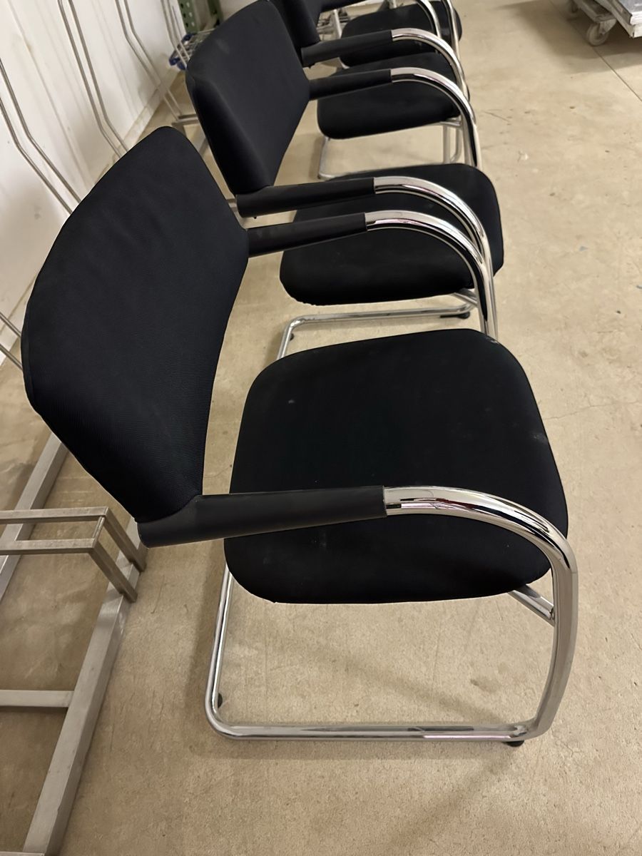 Vitra Chaises: 2 Stühle Freischwimger Vitra Visavis – Défectueux à Gelterkinden par pebege 4