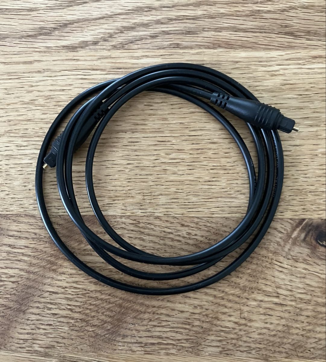 Cavi: Optisches Audiokabel 1,5m Toslink – Usato da Winterthur venduto da t8schuu