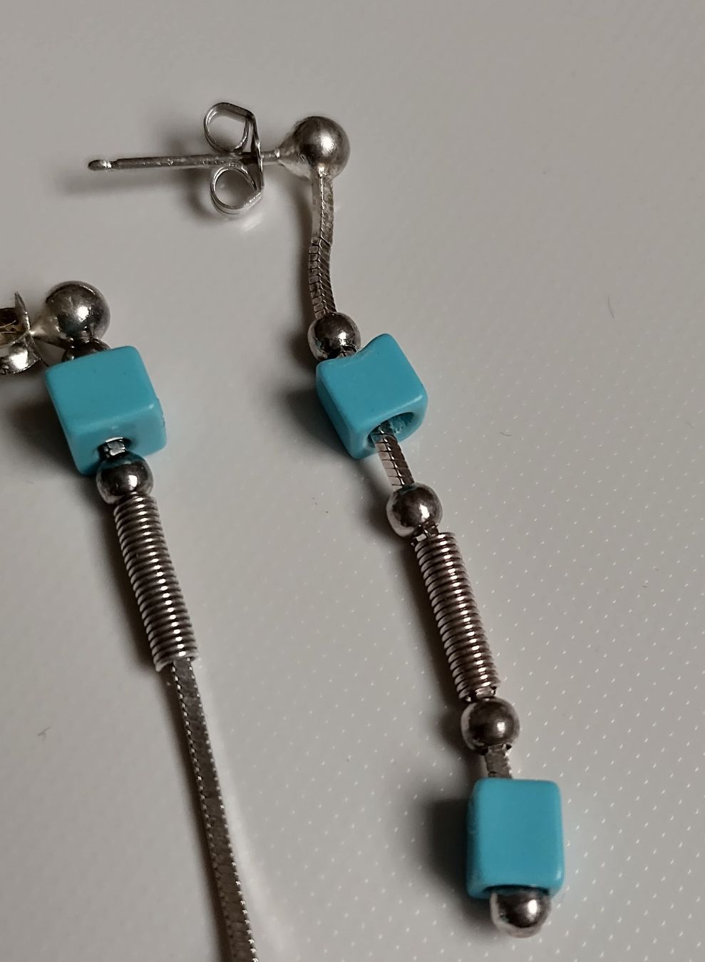 Orecchini pendenti & Orecchini a lobo: FLIPPIGE OHRRINGE SILBER 925 – Usato da Romanshorn venduto da BoutiqueA 2