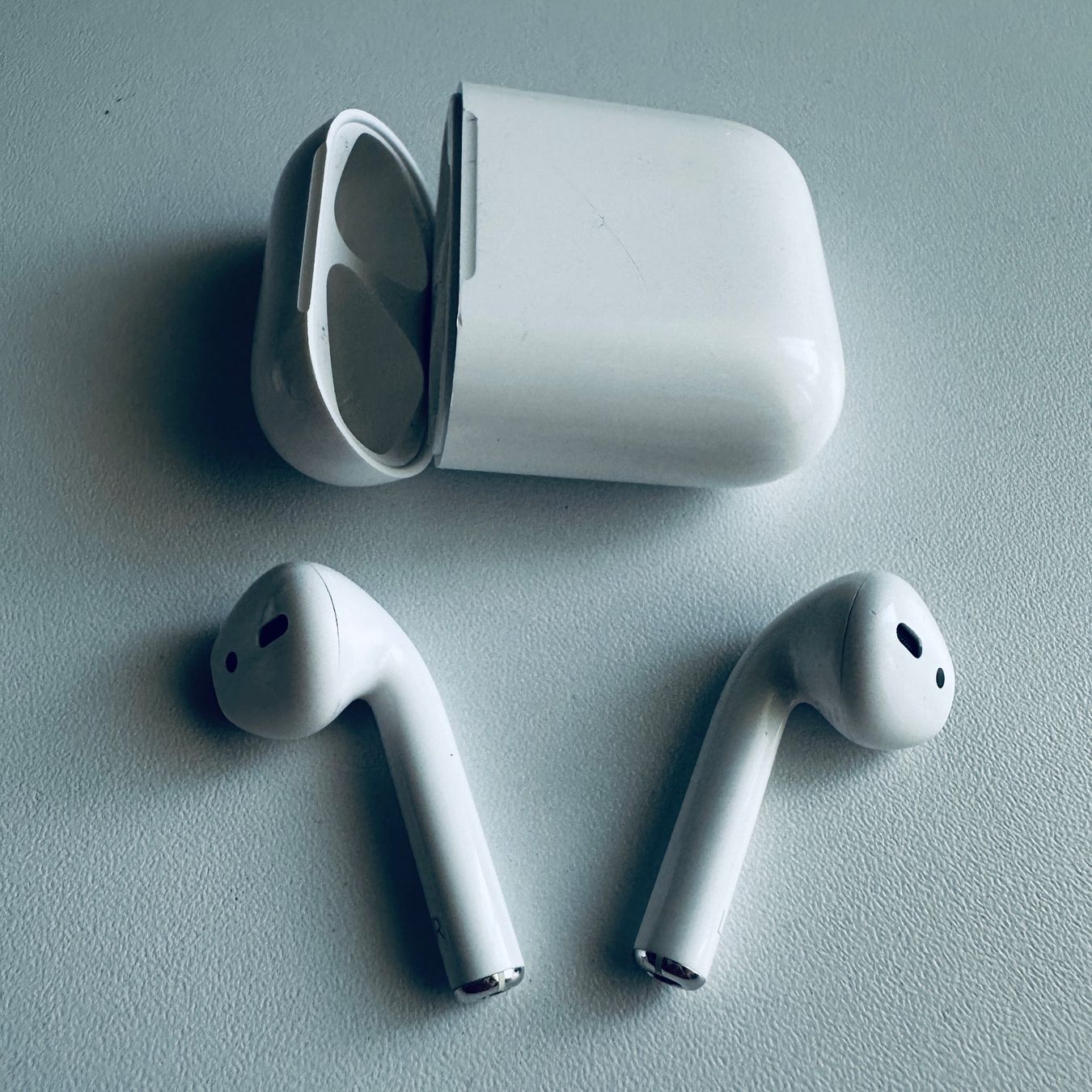 Apple Kopfhörer: Original Apple AirPods 2 Kopfhörer Wireless Lightning Kabel – Gebraucht aus Basel von MY.AIRPODS.SHOP 4