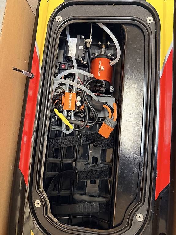 RC Kits de montage: Bateau RC /80kmh – D'occasion à Gland par sno_8m6d 2