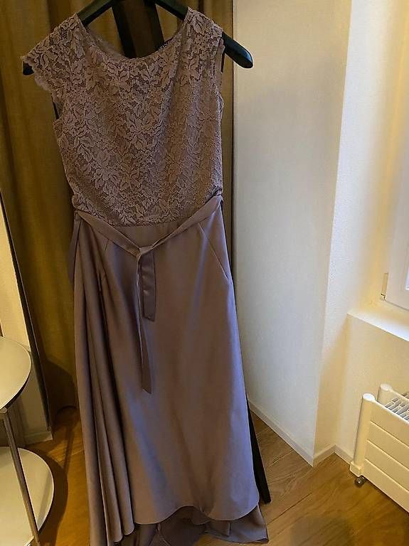 Robes: Kleid hell lila – D'occasion à Biel/Bienne par sta_6xq6 2