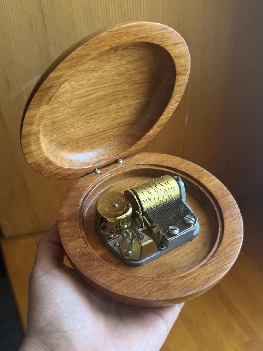 Reuge Carillon: Reuge Music Box Ave Maria – Nuovo (secondo la descrizione) da Le Sentier venduto da dar_hb62 3