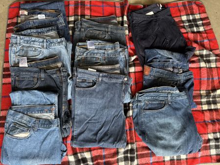 10 Marken Jeans Thommy Hilfiger Levi Strauss und andere….