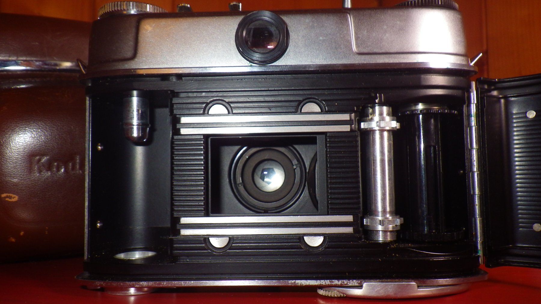 Kodak Fotocamera: Kodak Retinette II - version sans cellule – Usato da Corbeyrier venduto da SkinGraft 4