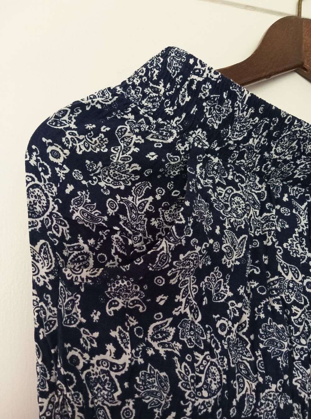 Pantalons: Sommerhose mit Muster, Grösse M – D'occasion à Zürich par Asteraki 1