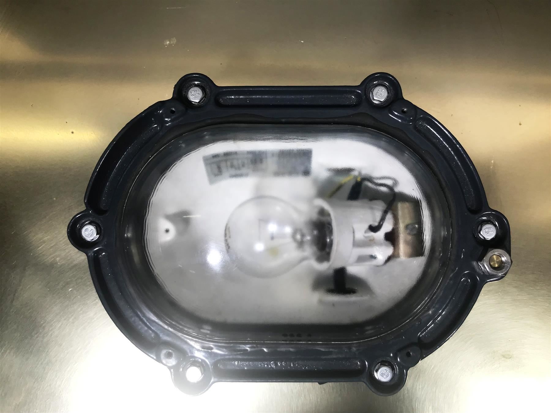 Lampes: Ex-Deckenleuchte AB80 Bunkerlampe   Lamp – D'occasion à Laufenburg par Sirluger 5