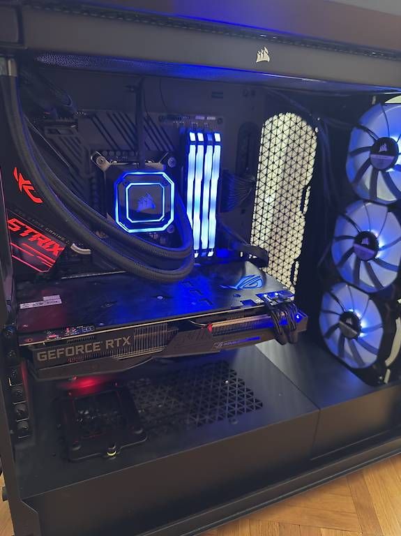PC: PC gaming à vendre  – Usato da Prilly venduto da SamuelSanchez