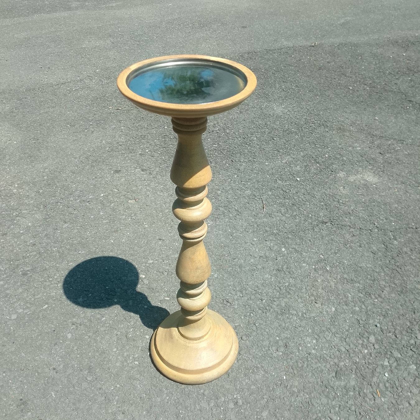 Bougeoirs: Holz Kerzenständer / Tischchen, 57 cm – D'occasion à Luzern par toenu23