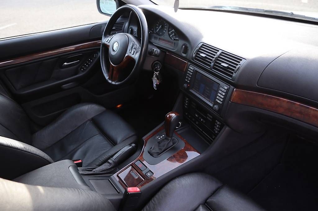 Automobili: BMW E39 535 Facelift – Usato da Thierachern venduto da Toysoldier 4